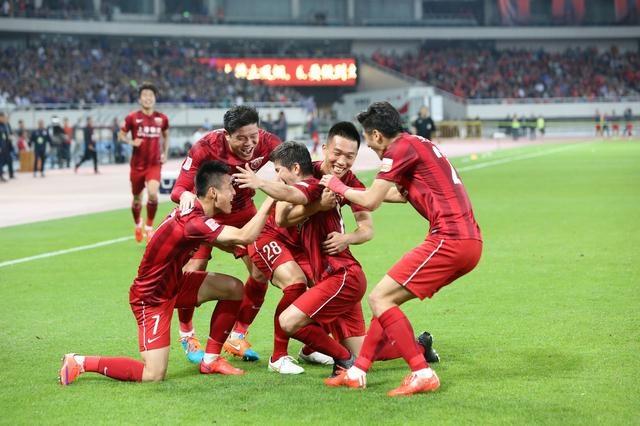 MSI胜者组T1和G2的外网观众峰值突破240万，刷新MSI历史纪录