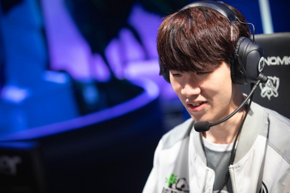 姿态塞拉斯毁天灭地 小钰狗头团战乱敲 姿态队1-0PYL队