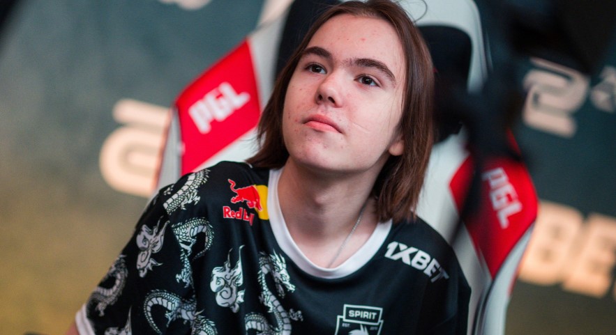 Spirit , Liquid, 和 Virtus.pro 晋级 BLAST Bounty Fall 2025 LAN 阶段